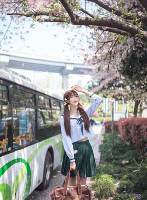 吴梦梦到粉丝家里剧情介绍_蓝光超清在线观看