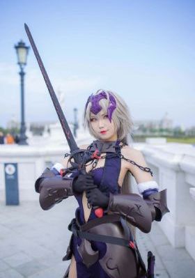 《女员工的滋味》_DVD免费观看